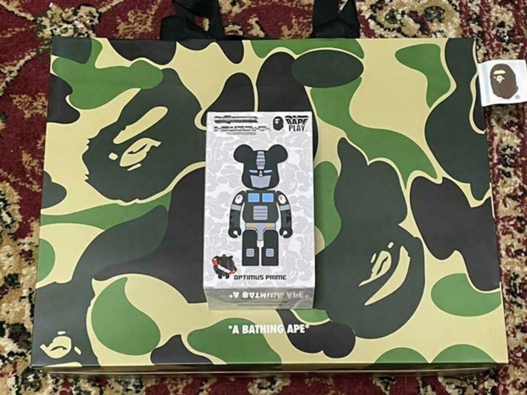 Transformers Bearbrick BAPE Black Version Optimus Prime Exclusive